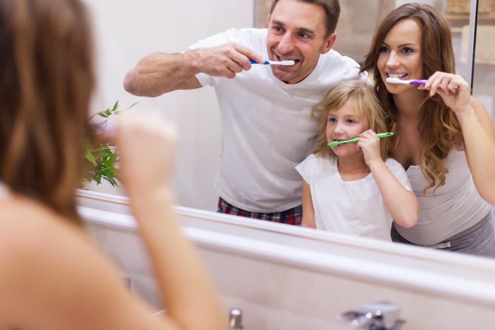 איך להלבין שיניים בבית